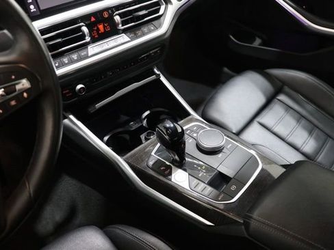 Used 2022 BMW 330i xDrive Sedan w/ Premium Package AWD/4WD image 26