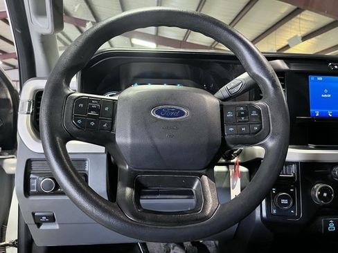 Used 2025 Ford F250 XL image 16