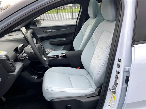 New 2026 Volvo EX30 Ultra image 11