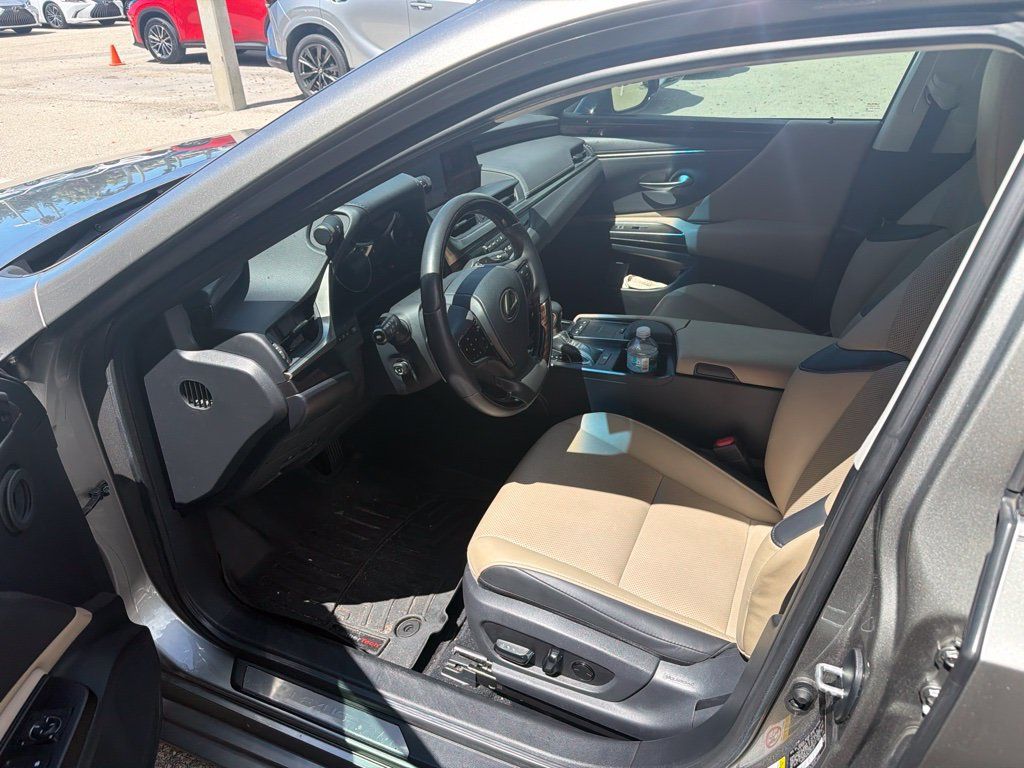 Used 2019 Lexus ES 350 w/ Premium Package FWD image 15