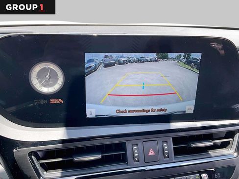 Used 2025 Lexus ES 350 w/ Premium Package FWD image 24