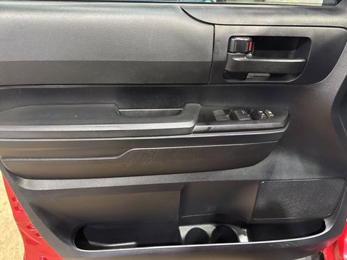 Used 2017 Toyota Tundra SR5 image 14