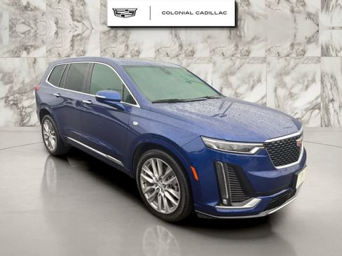 Used 2025 Cadillac XT6 Premium Luxury w/ Platinum Package AWD/4WD image 7