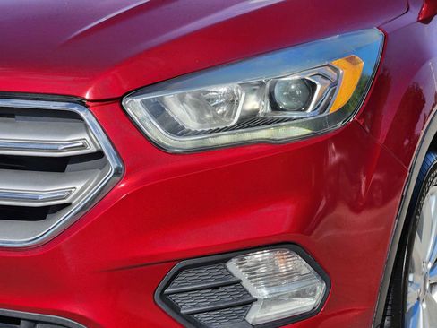 Used 2019 Ford Escape SEL FWD image 7