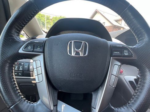 Used 2017 Honda Odyssey Touring image 11