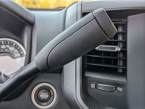 Used 2024 RAM 3500 Tradesman w/ Chrome Appearance Group image 34