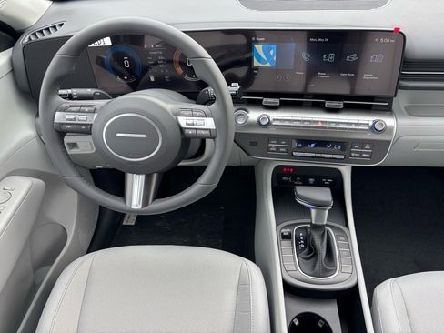 New 2025 Hyundai Kona SEL image 18
