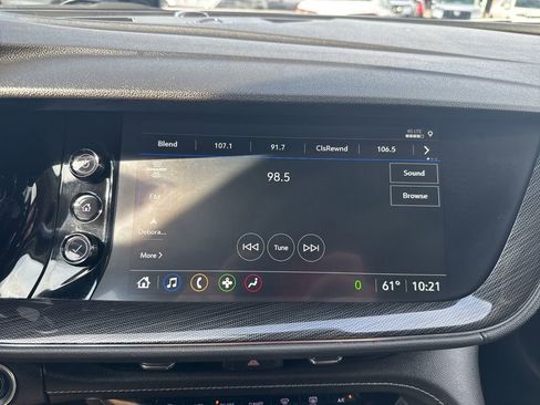 Used 2023 Buick Envision Preferred image 33