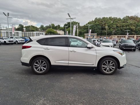 Used 2023 Acura RDX AWD w/ Technology Package image 4