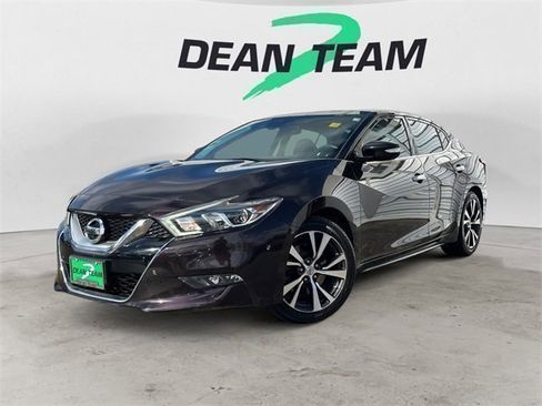 Used 2016 Nissan Maxima Platinum image 4
