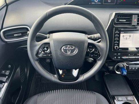 Used 2022 Toyota Prius Prime LE image 19
