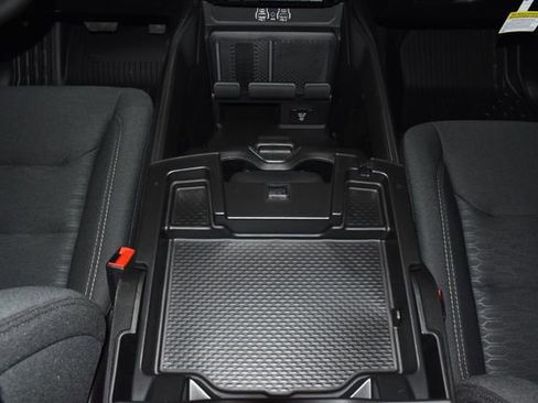 New 2026 RAM 1500 Big Horn AWD/4WD image 21
