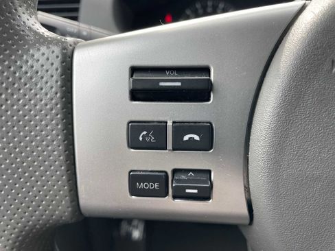 Used 2015 Nissan Frontier SV image 13