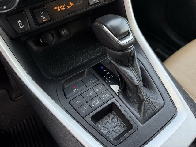 Used 2019 Toyota RAV4 XLE Premium w/ Cold Weather Package AWD/4WD image 18