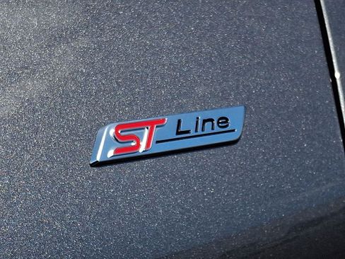 Used 2025 Ford Explorer ST-Line AWD/4WD image 30