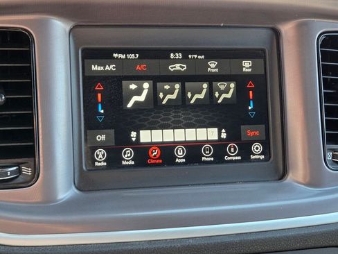 Used 2022 Dodge Charger SXT w/ Blacktop Package RWD image 31