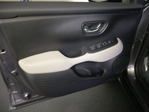 Certified 2024 Honda HR-V LX image 14