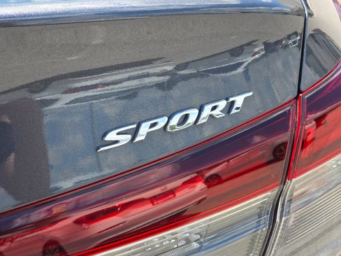 Used 2025 Honda Civic Sport image 12