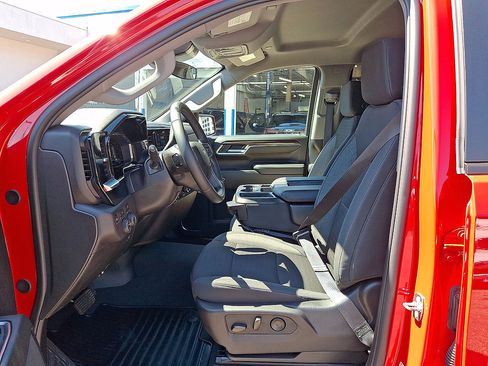 Certified 2024 Chevrolet Silverado 1500 LT AWD/4WD image 11