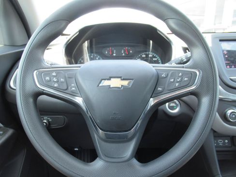 Used 2024 Chevrolet Equinox LS w/ Driver Confidence II Package FWD image 21