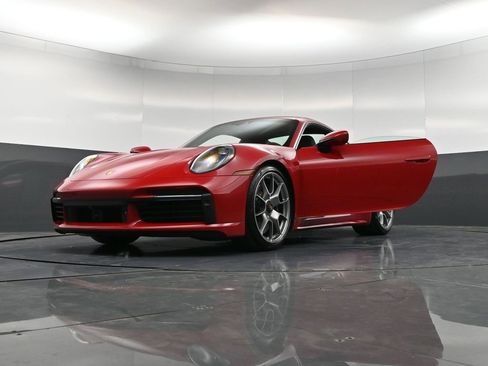 Certified 2024 Porsche 911 Turbo image 39