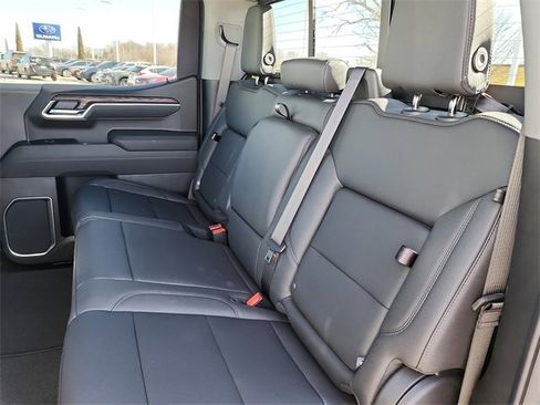 New 2026 GMC Sierra 1500 SLT w/ SLT Premium Plus Package image 19