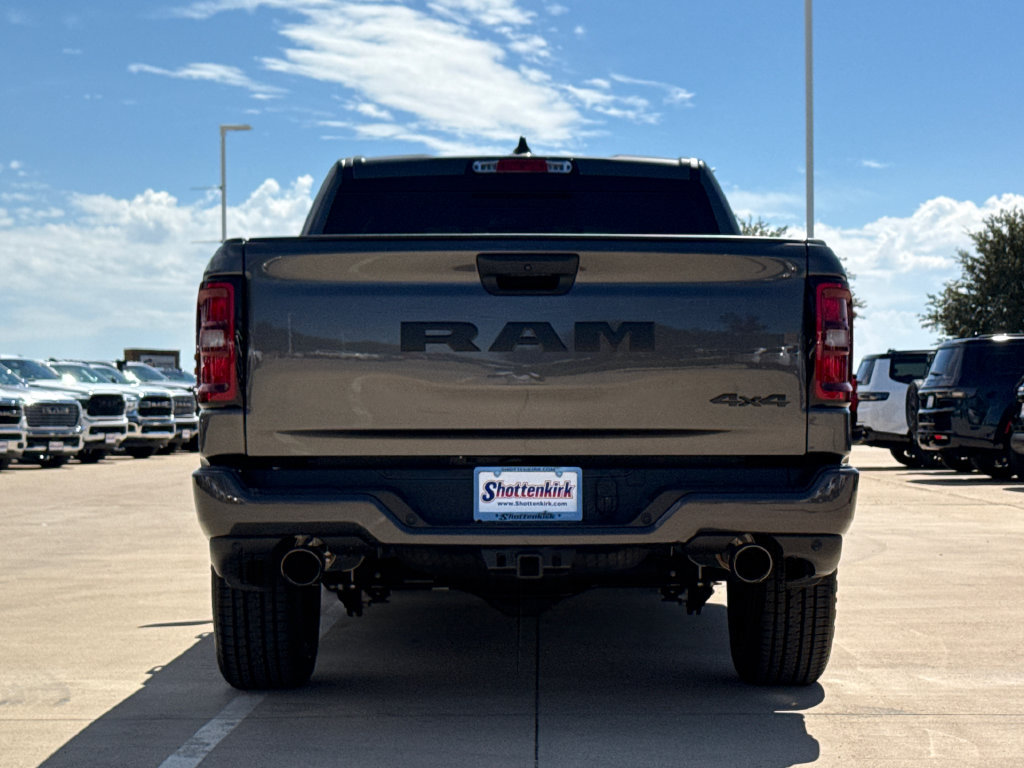 New 2027 RAM 1500 Express AWD/4WD image 8