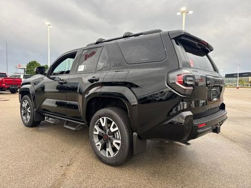 New 2026 Toyota 4Runner TRD Sport Premium AWD/4WD image 4