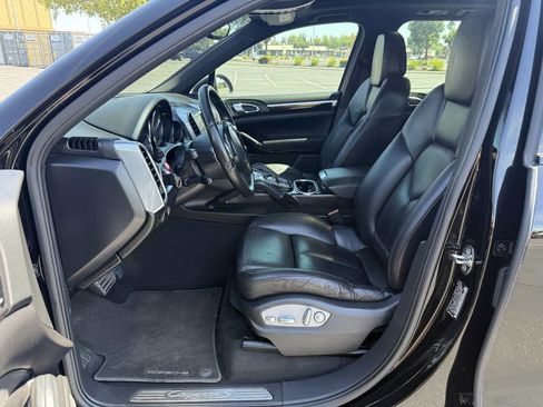 Used 2011 Porsche Cayenne S AWD/4WD image 13