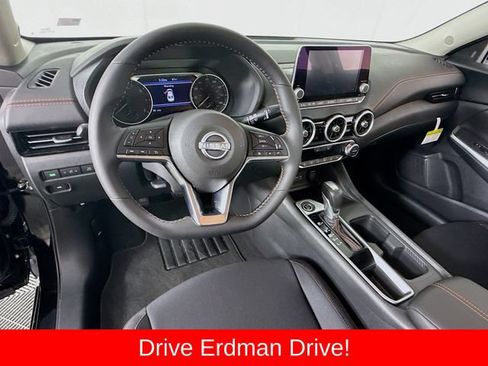 Used 2025 Nissan Sentra SR w/ Midnight Edition FWD image 7