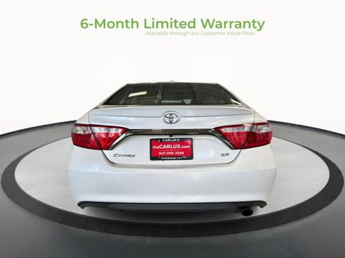 Used 2017 Toyota Camry SE w/ Moonroof Package FWD image 6