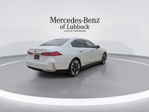 Used 2024 BMW 540i xDrive 540i xDrive Premium w/ Premium Package image 8