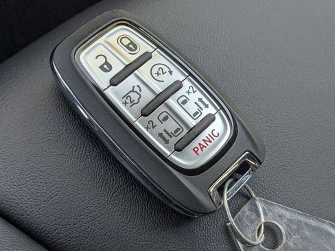 New 2026 Chrysler Voyager LX FWD image 27