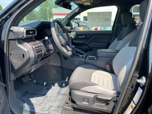 New 2025 Toyota Tacoma TRD Off-Road image 25