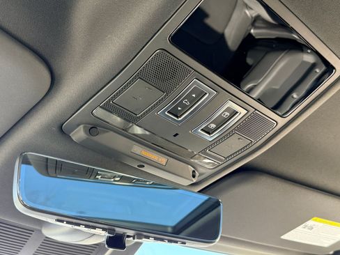 New 2025 Land Rover Defender 130 Outbound image 19