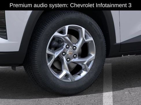 New 2026 Chevrolet Trax LS w/ LS Convenience Package FWD image 10