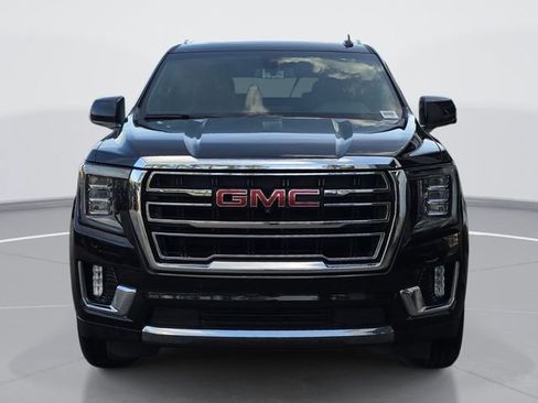 Used 2021 GMC Yukon XL SLT w/ SLT Premium Package image 8