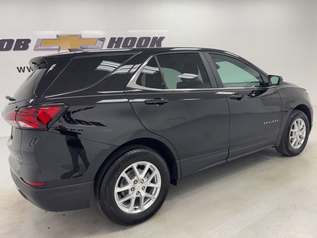 Used 2024 Chevrolet Equinox LT w/ LPO, Floor Liner Package FWD image 5
