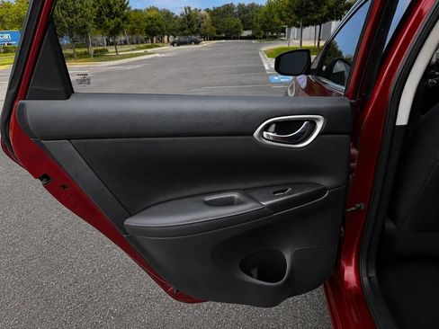 Used 2019 Nissan Sentra SV FWD image 20