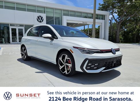 New 2025 Volkswagen GTI SE image 1