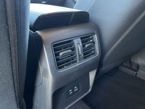 Used 2023 Nissan Rogue SV image 27