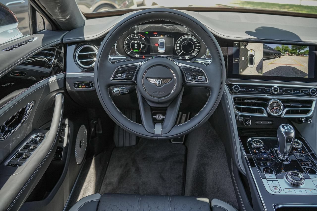 Certified 2025 Bentley Flying Spur Plug-In Hybrid AWD/4WD image 40