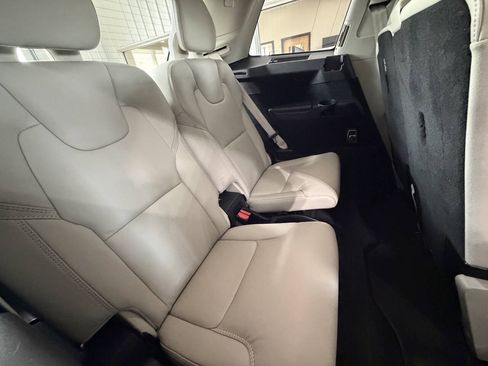 Used 2023 Volvo XC90 B6 Ultimate AWD/4WD image 35