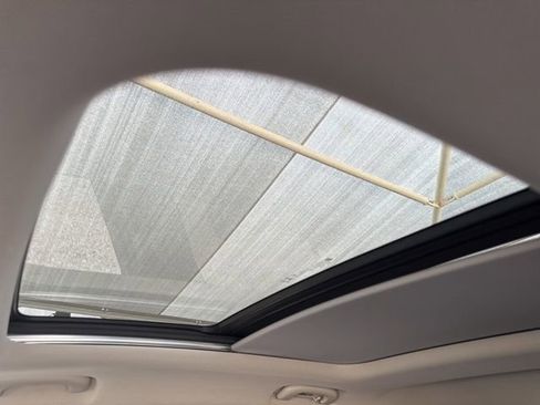 Used 2023 Buick Encore GX Essence w/ Experience Buick Package image 21