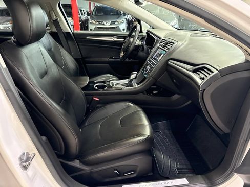 Used 2013 Ford Fusion Titanium FWD image 38