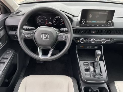Used 2023 Honda CR-V EX image 10