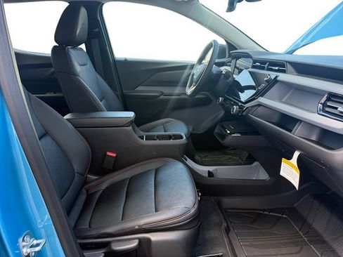 Used 2027 Chevrolet Bolt RS w/ Technology Package FWD image 14