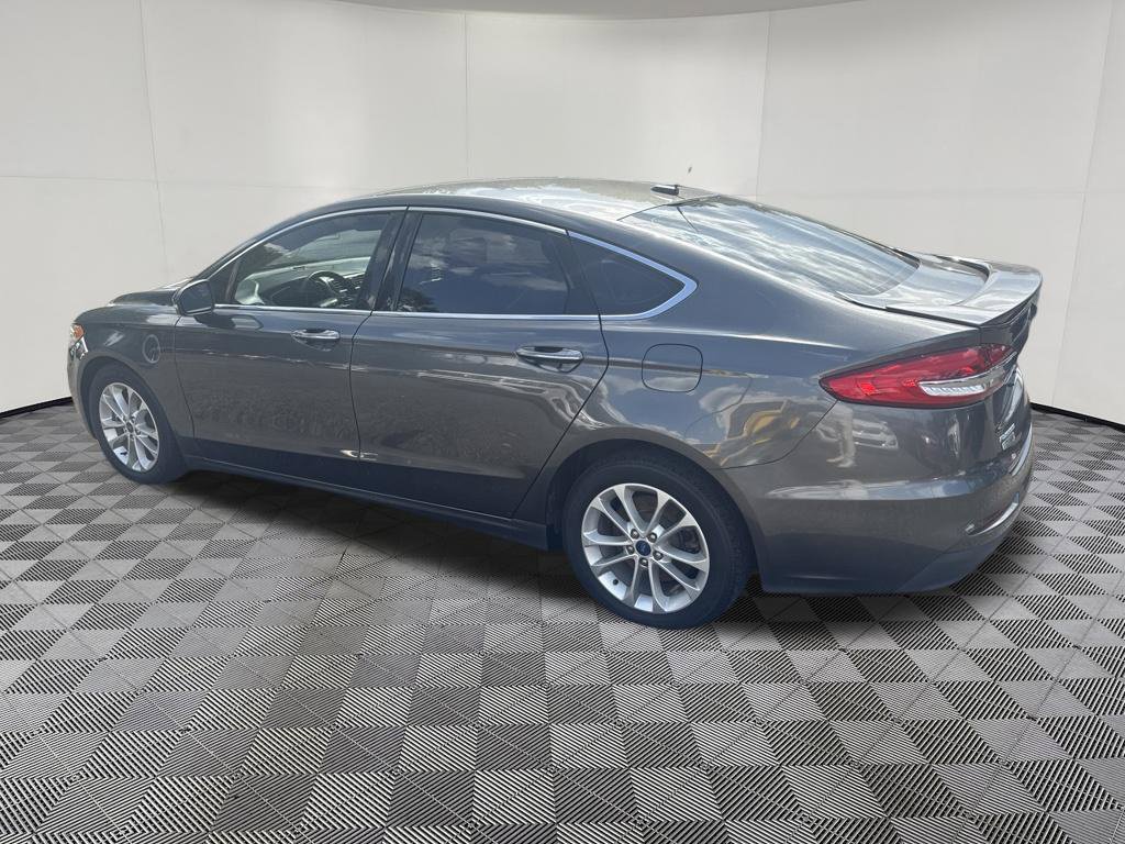 Used 2019 Ford Fusion Energi Titanium FWD image 19