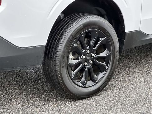 Used 2023 Ford Maverick Lariat w/ Black Appearance Package image 31