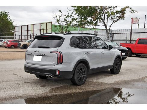 Certified 2025 Kia Telluride SX Prestige X-Line AWD/4WD image 7